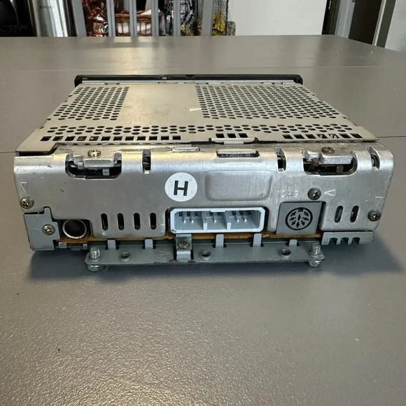 Acura Integra Radio Stereo Cassette Tape Pioneer 39100-ST7-A010-M1 Not tested - Picture 3 of 9